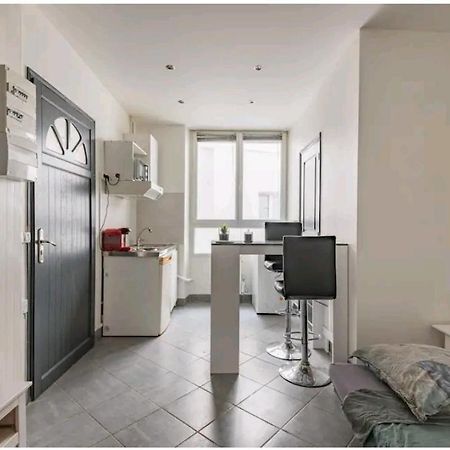 Apartamento Studio Montélimar cosy, calme, NETFLIX +WIFI Exterior foto
